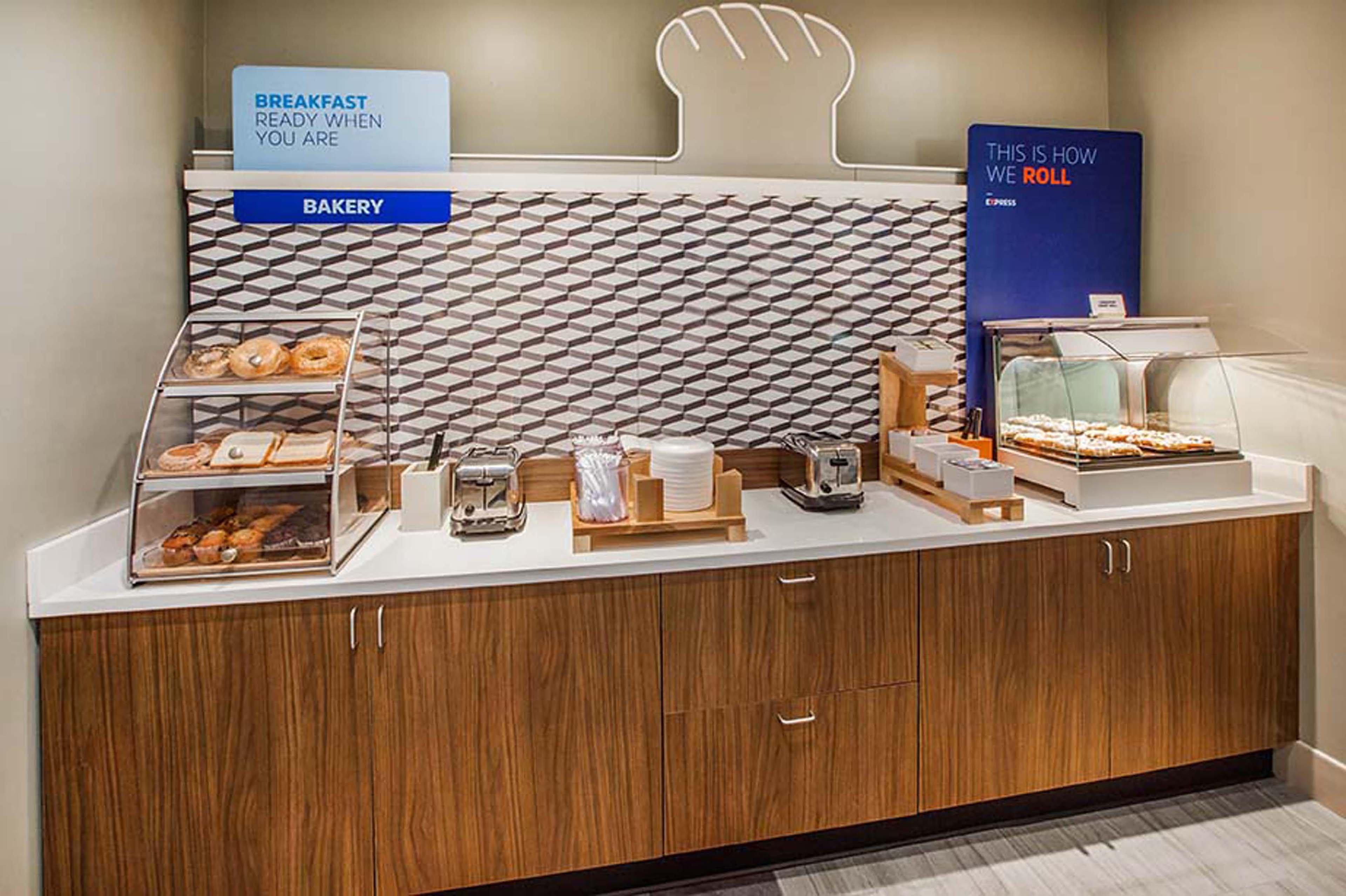 Holiday Inn Express & Suites - Portland Airport - Cascade Stn By Ihg Zewnętrze zdjęcie